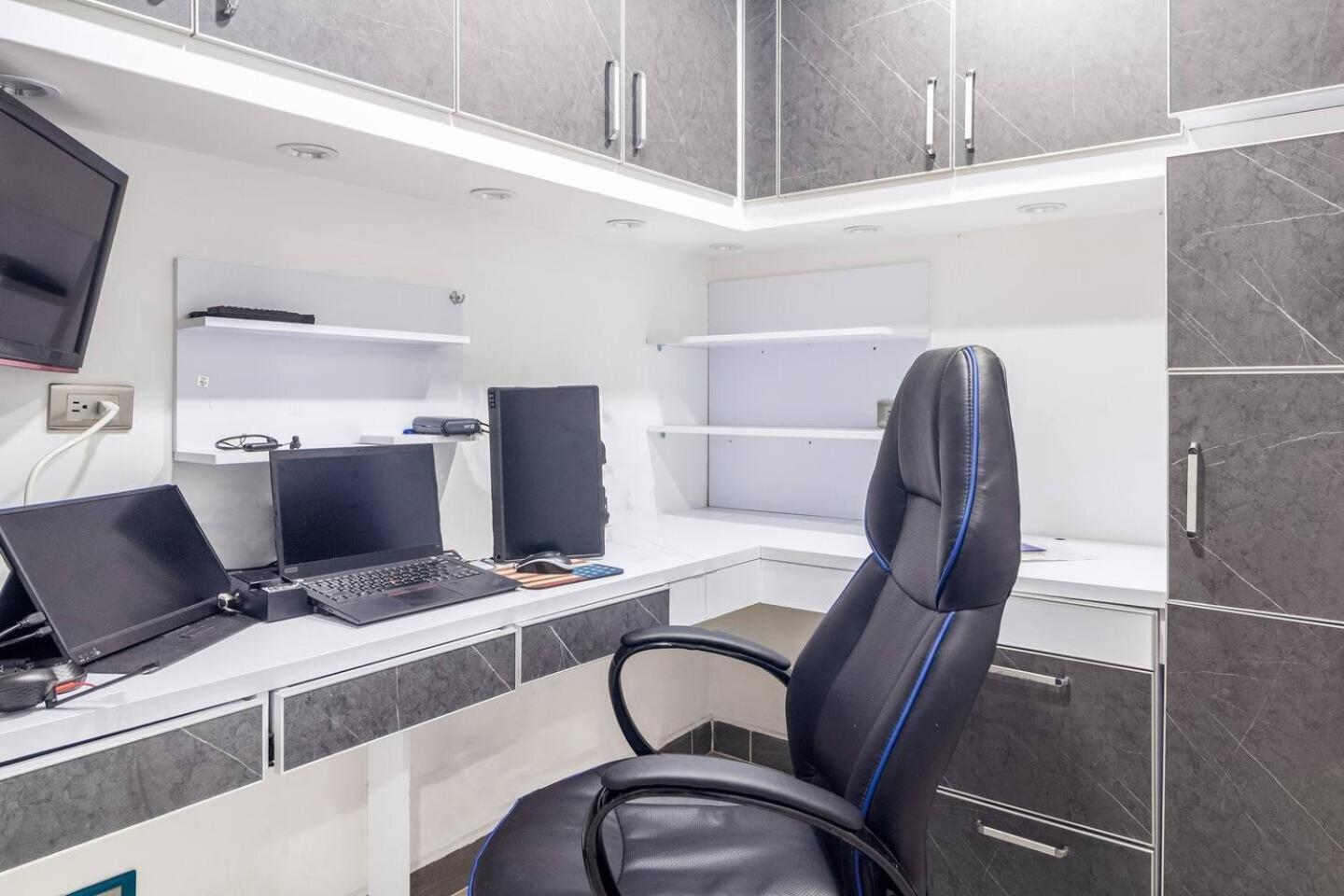 Hermoso Apartamento Laureles * Medellín